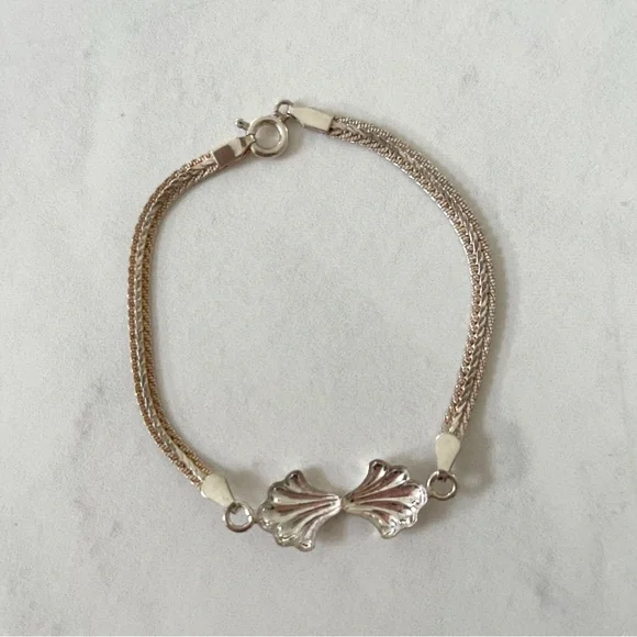 Vintage Italian Sterling Silver Mesh Chain Shell Bow Flourish Bracelet - Picture 2 of 2